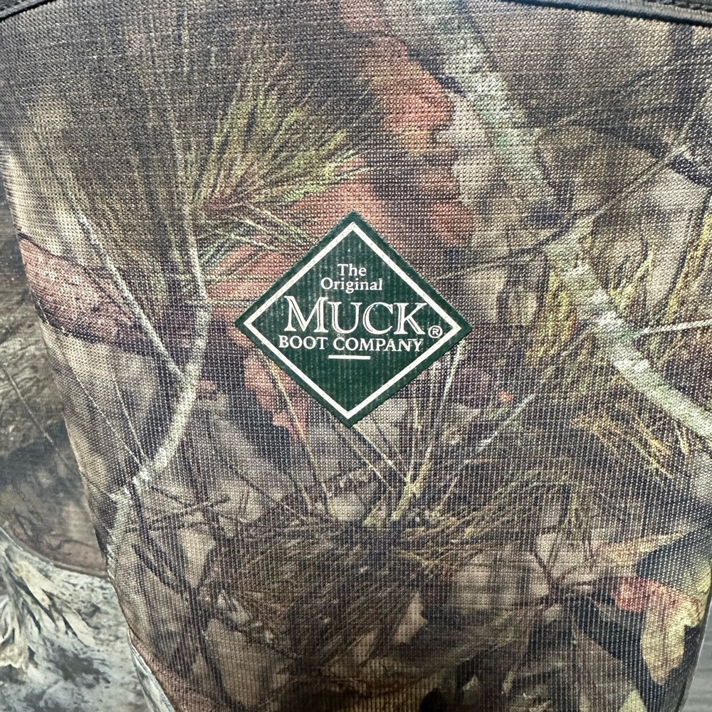 The Original Muck Boots Waterproof Insulated Mossy Oak Hunting Boots, M-8/W-9 - Picture 4 of 13
